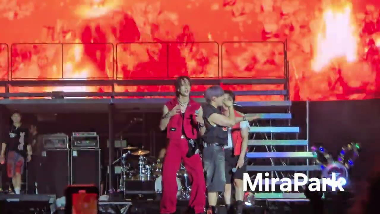 Stray Kids 'Victory Song' fancam Idays Milano 12.07.2024
