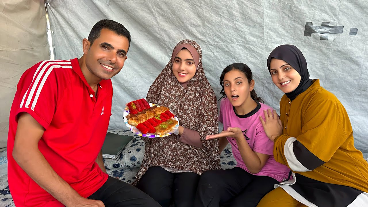 شو بصير معنا في غزة || المولد النبوي - مطبخ رنا الجديد - حلويات !!!؟