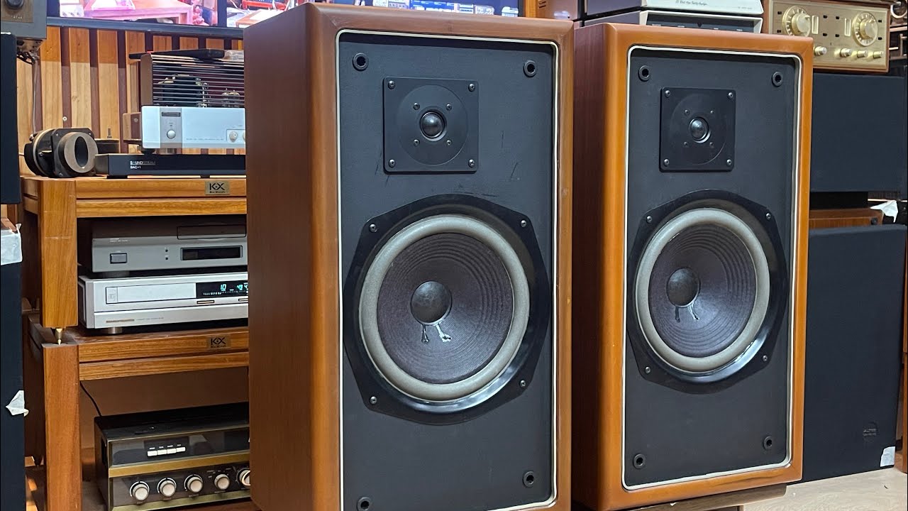 Cặp loa kỉ niệm 25 năm hãng Advent 25th anniversary, seri liền kề 33-34.#lekhoiaudio