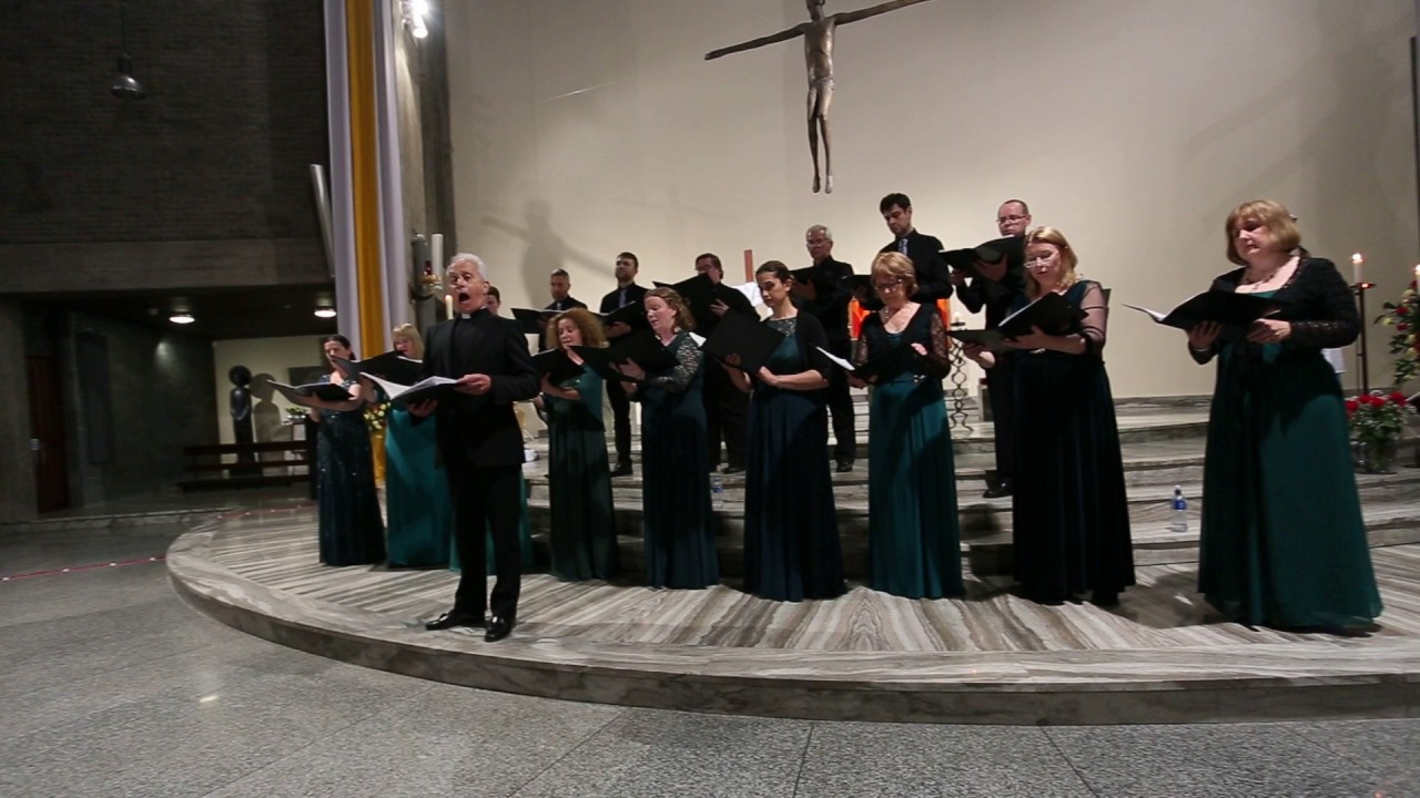 Fr Eugene O'Hagan and Cappella Caeciliana sing 