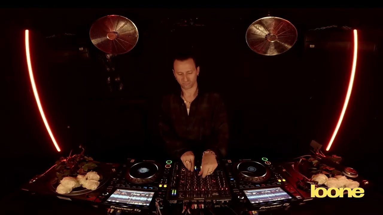 Loone LIVE x MELANIE HAVENS w/ CURSES