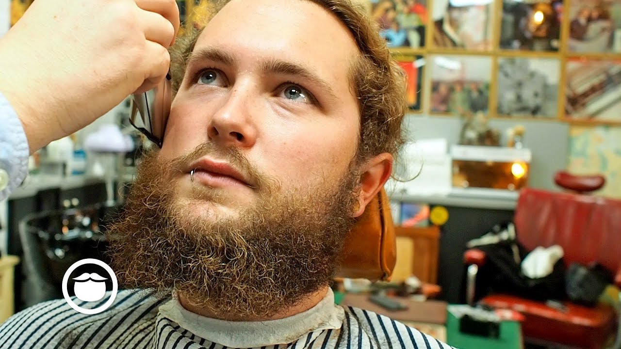 How to Clean Up a Messy Beard