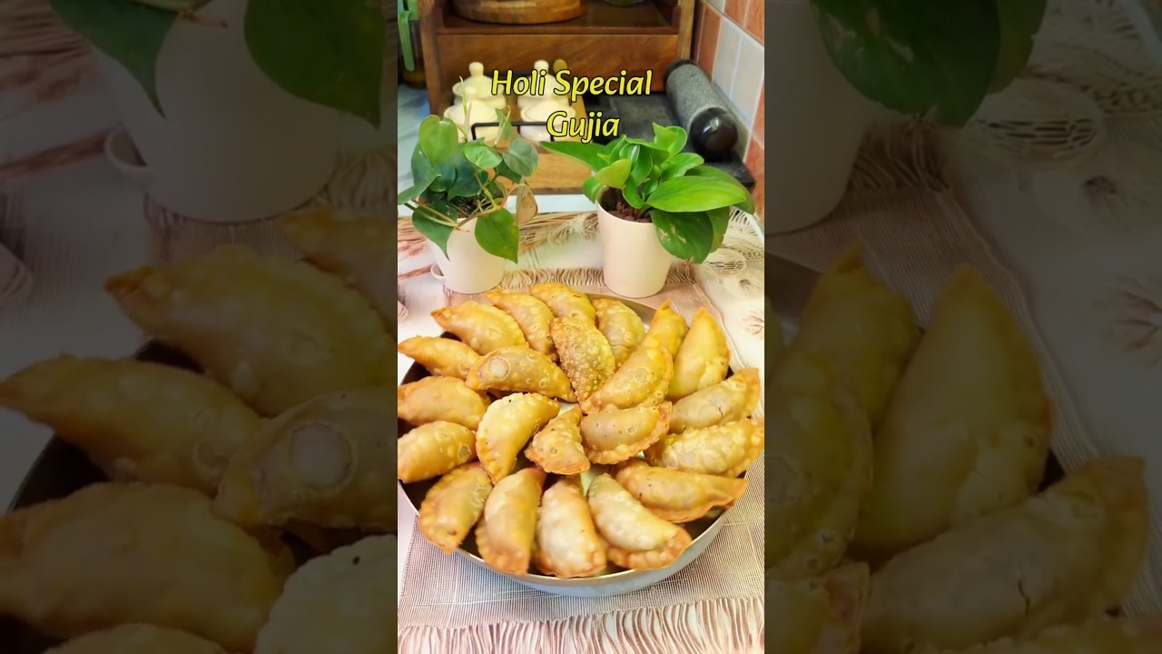 ​Holi Special: Mawa Gujiya Recipe 🥟 Bilkul Halwai jaisi Khasta Gujiya Banane ka Tarika #holirecipe