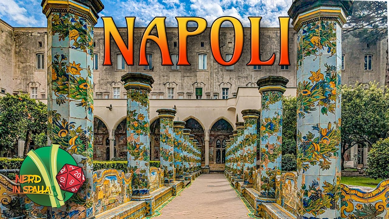Gatti,  Re e Regine in un tour di Napoli: dal chiostro maiolicato di Santa Chiara a Capodimonte