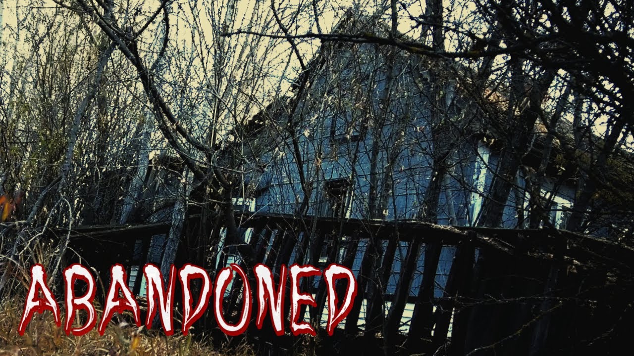 Exploring Abandoned House Swallowed by Nature | Neglected for Decades【4K】