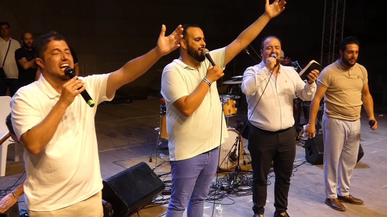 Zenon de Salamanca, Alfredo Palencia, aaron de Santurce y Carlos Margareto adorando en Benidorm-