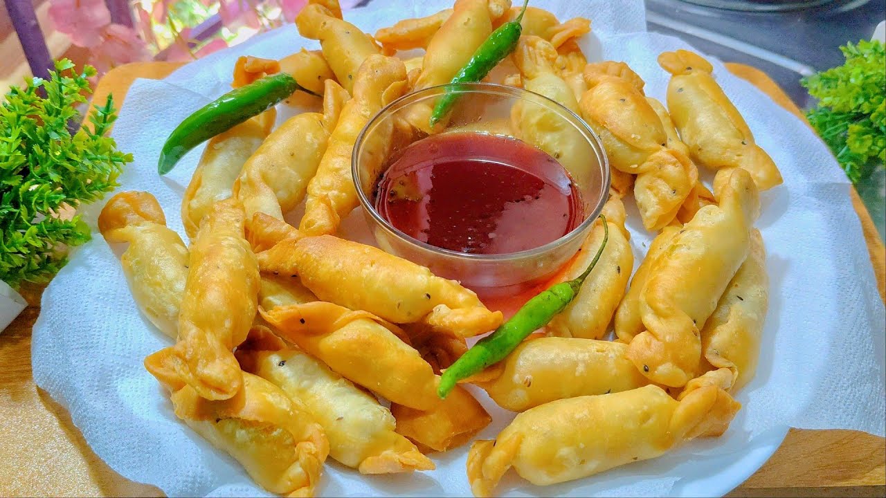 Itna Cute Aur Kurkura Toffee Samosa Aapne Kabhi Nahi Dekha Hoga😍| Toffee Samosa Recipe | Mini Samosa
