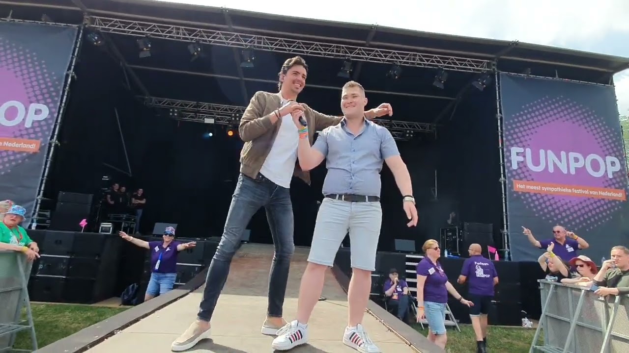 Thomas Oudshoorn zingt met Yves Berendse de Amsterdamse Medley op Funpop 2022