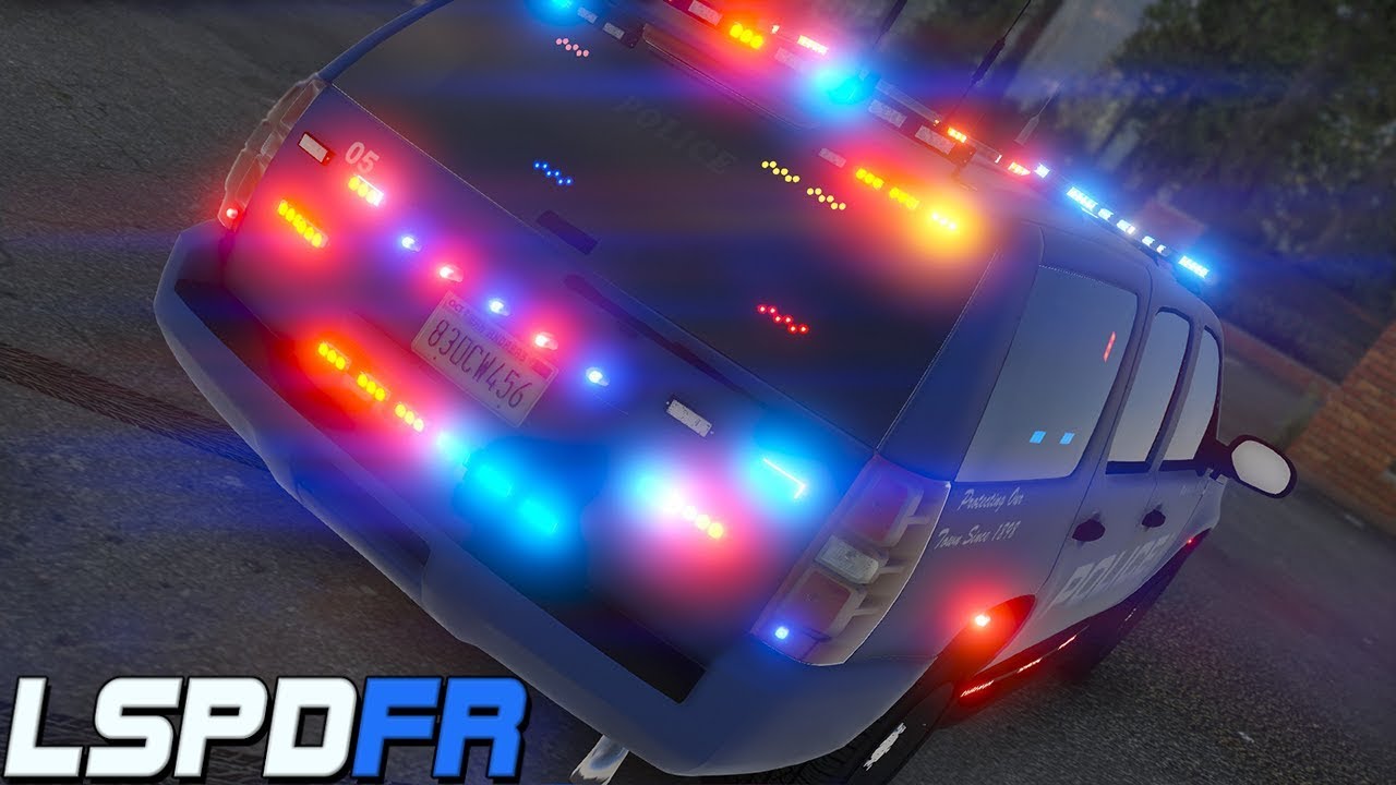 GTA 5: LSPDFR #141 - Legit Christmas Tree Tahoe