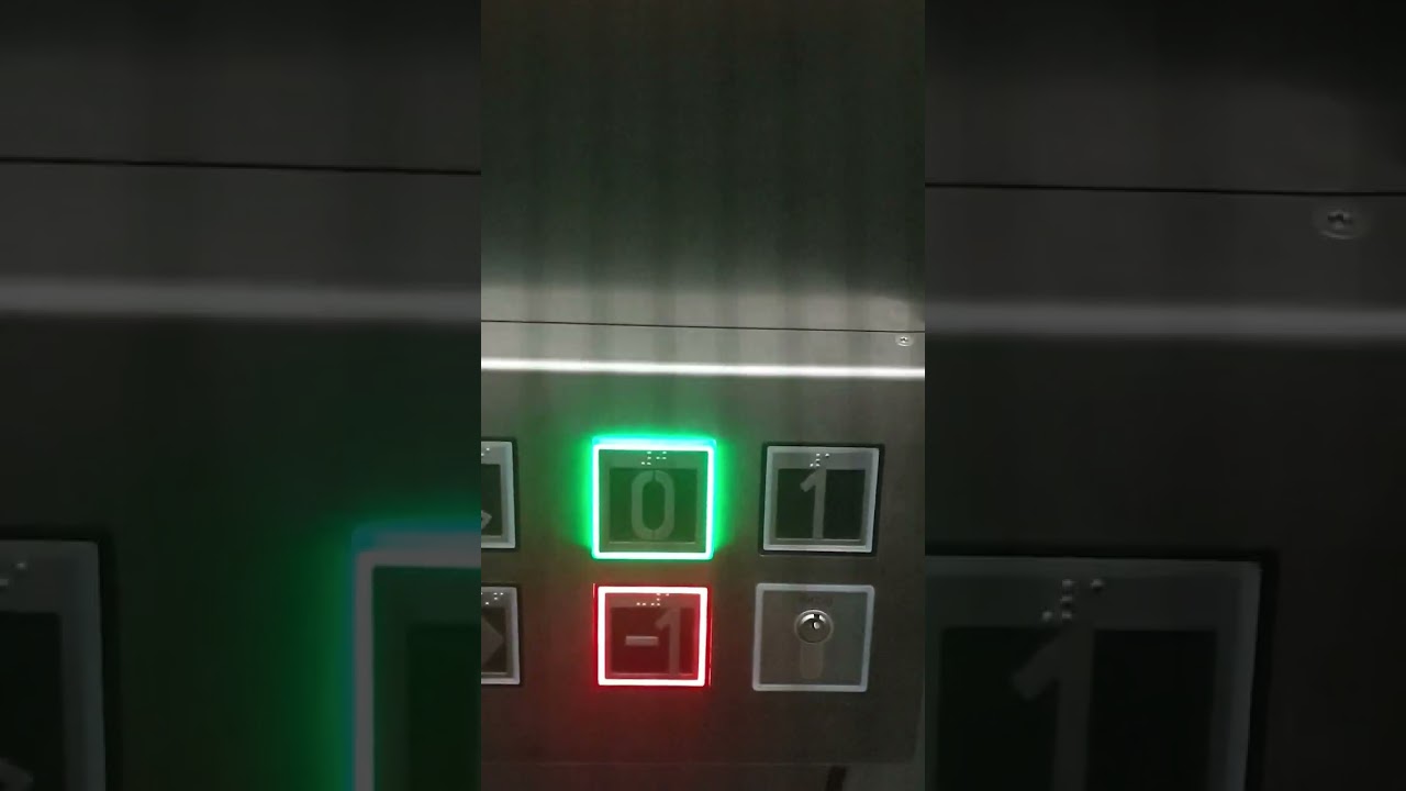 W&W Aufzug/elevator/Hiss- 2020- Hallenbad (Recklinghausen)