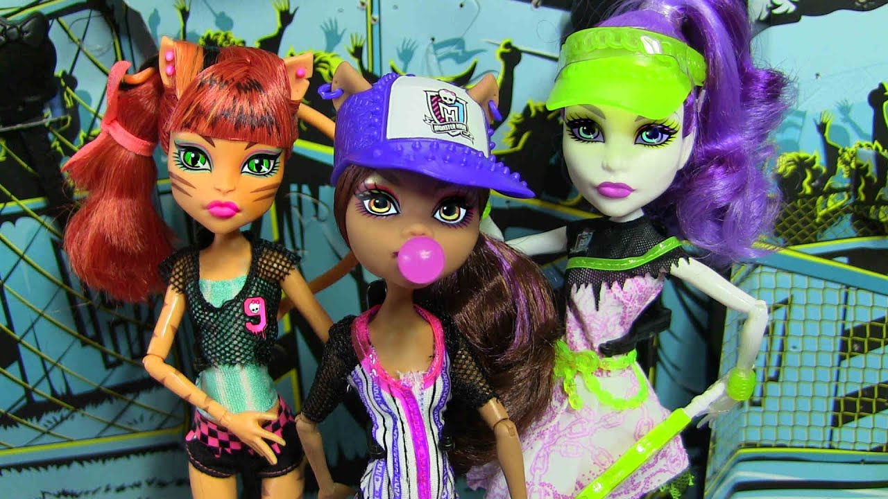 MONSTER HIGH GHOUL SPORTS DOLLS COLLECTION TORALEI CLAWDEEN SPECTRA REVIEW VIDEO!!!