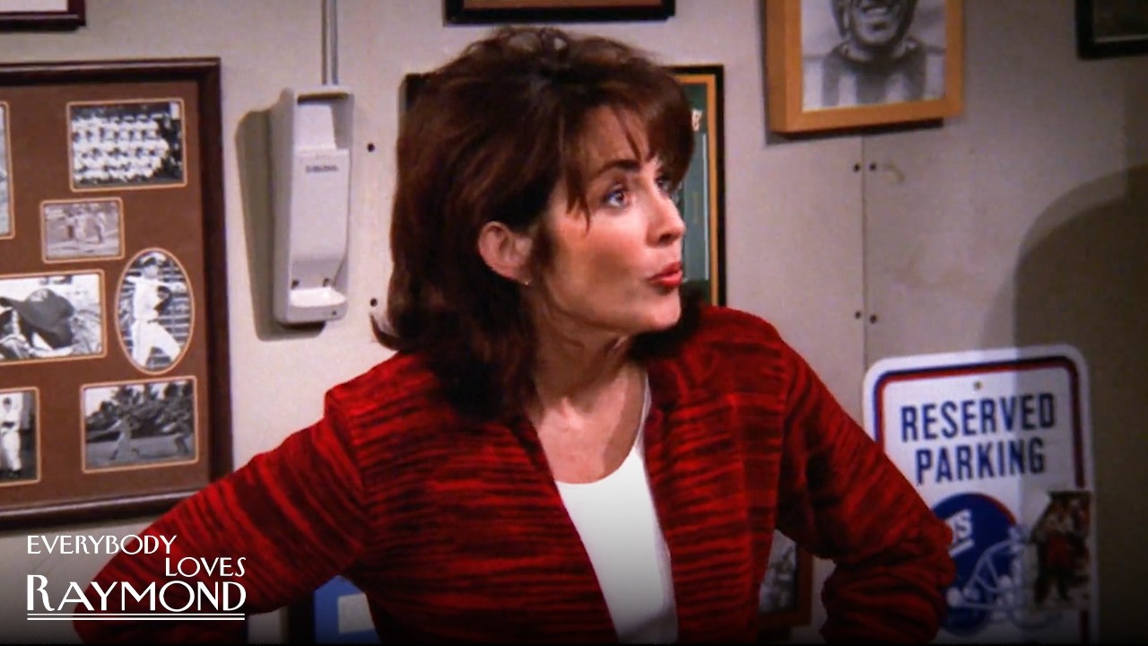 Bunny or Dinosaur? | Everybody Loves Raymond