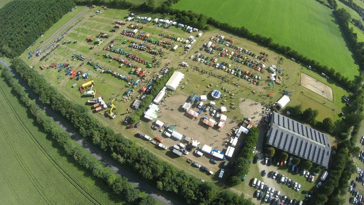 Oldtimertreffen mit Bauernmarkt Medelby 2024