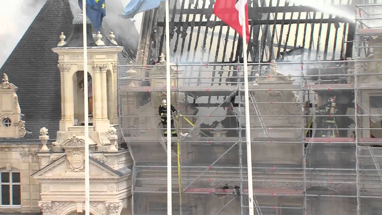 Incendie de l'Hôtel de Ville de La Rochelle