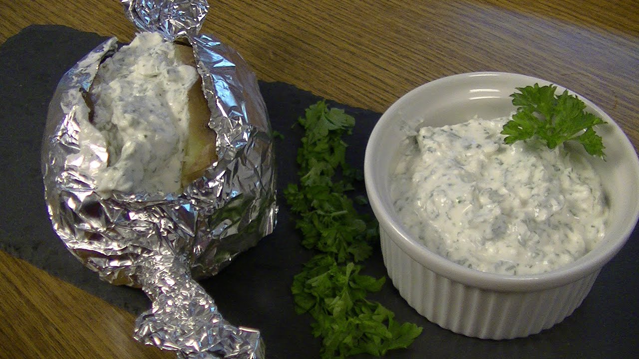 Nr. 091 Folienkartoffel mit Sour Cream --- Klaus grillt
