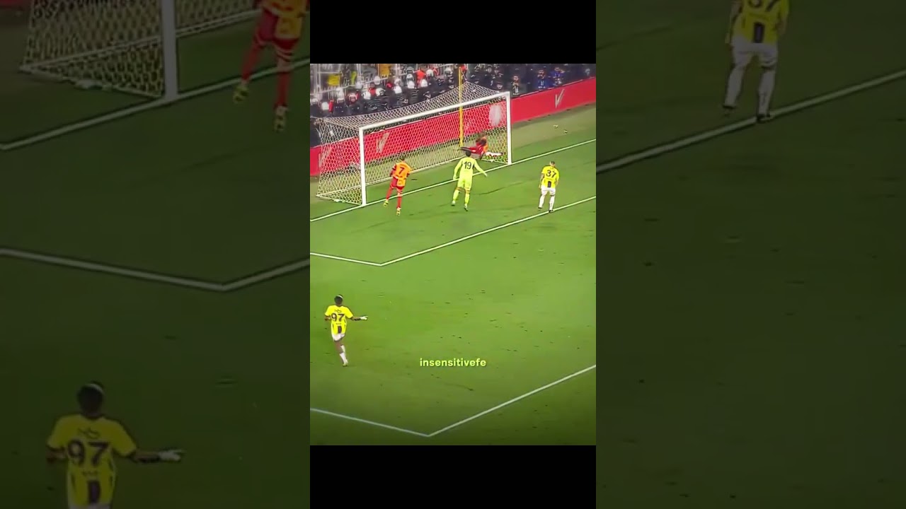 Davinson Sanchez X Skyfall