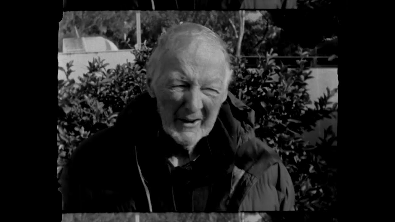'A Pop Called Fox' | 16mm Bolex  (Kodak Eastman Double X)