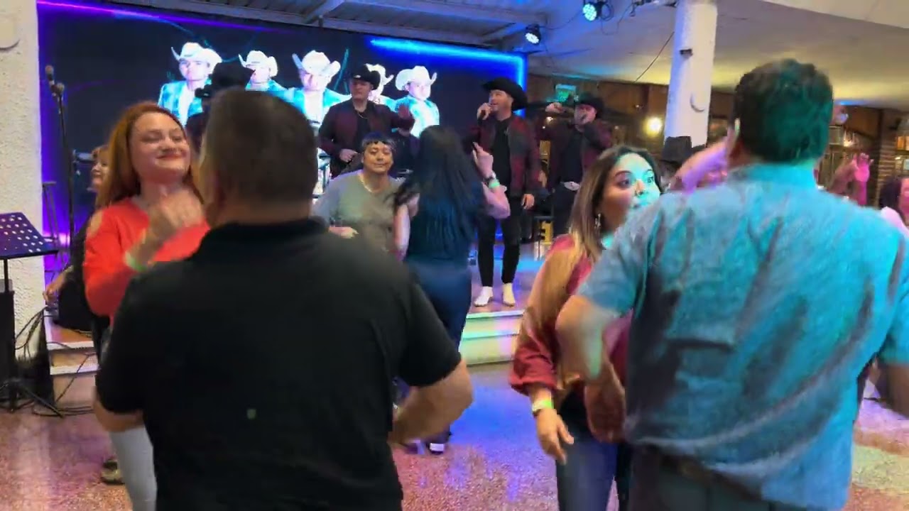 Que lindo baile se mandaron muestros amigos al estilo de JEJE DE JEFES 9 m