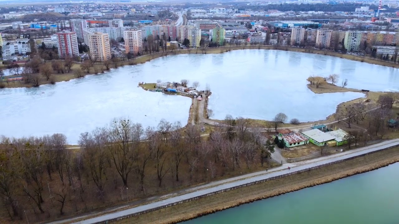Nad jazerom - Ko&scaron;ice