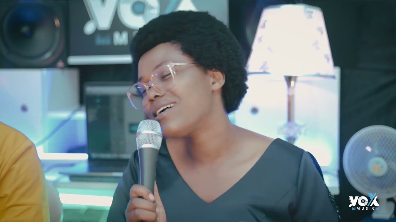 Ngo mwese abanyotewe mu mitima(Cantique 351)/ E’ MUNGU MWENYE HAKI(OKOVU275) by UMWARI