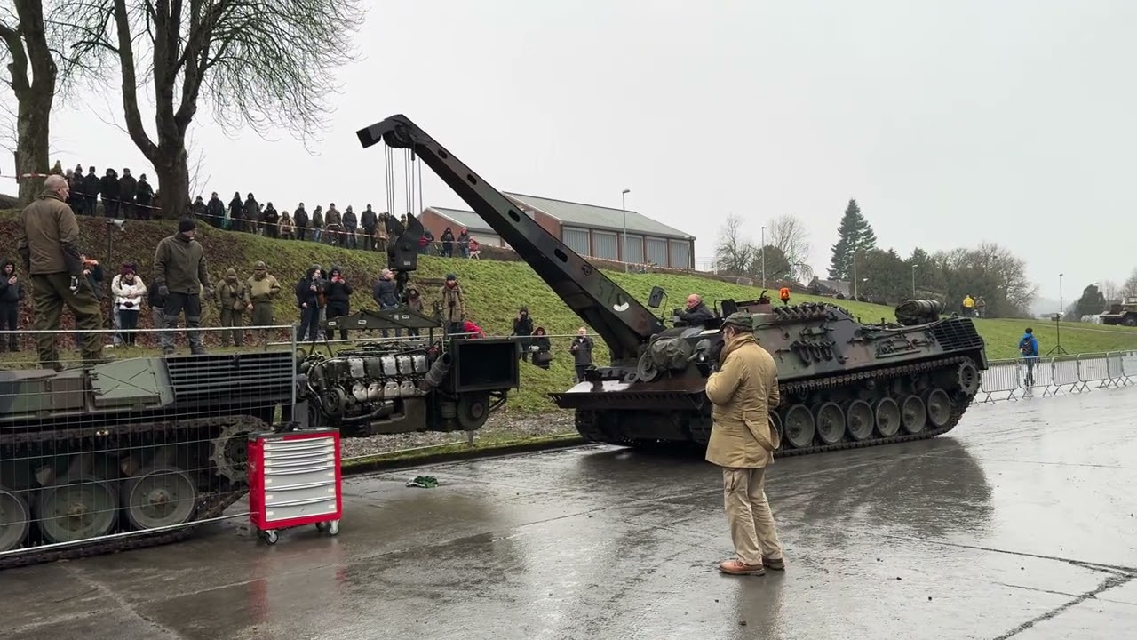 Leopard 1 tank engine change  by Belgian Leopard Bergepanzer
