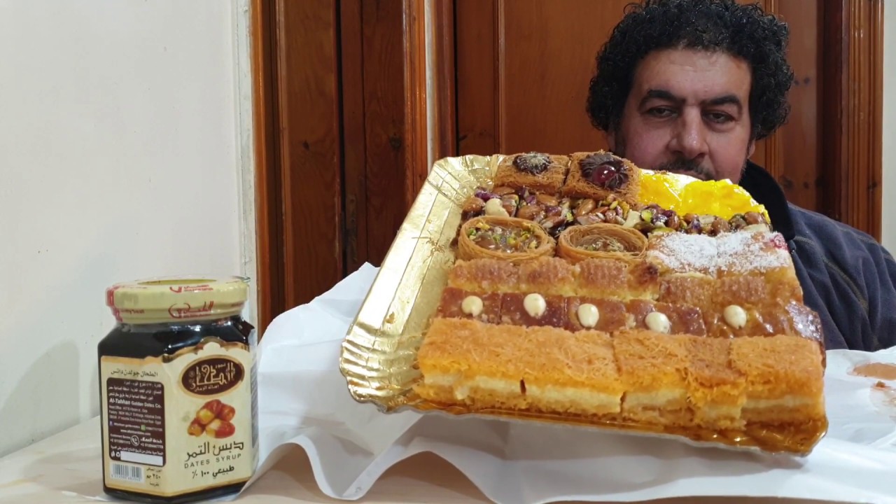 الاكيل تحدي اكبر كمية  حلويات شرقية اهل الشام