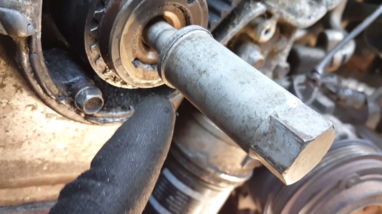 2005 KIA SORENTO SAVING THE ENGINE (CRANKSHAFT NUT BROKEN) #2