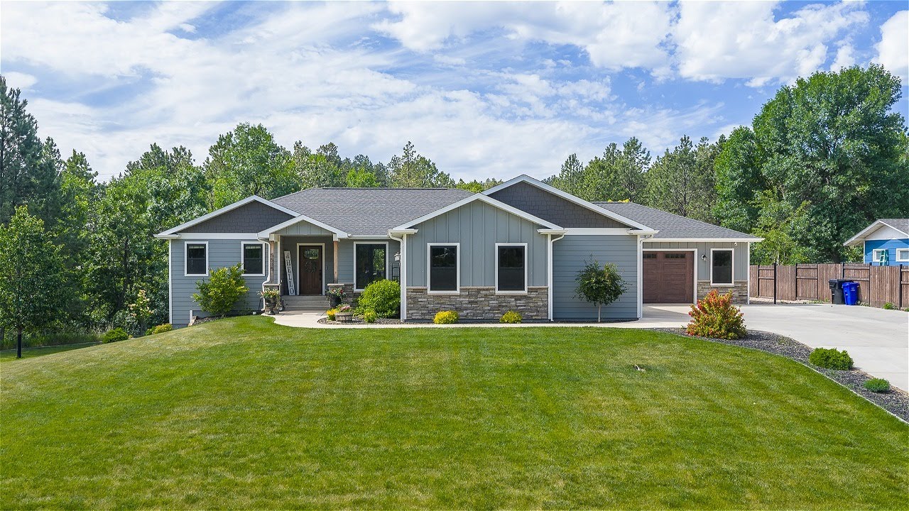5515 Wildwood Dr - Rapid City, SD