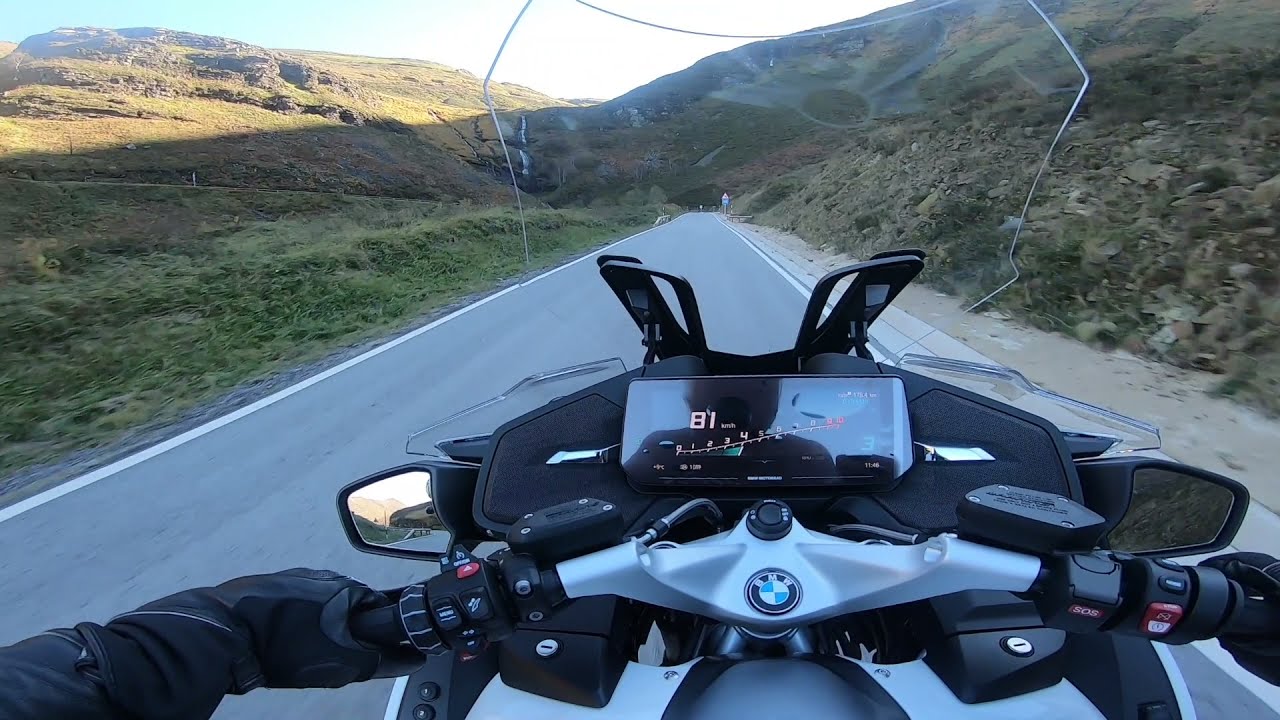 Prueba Bmw R1250 RT camino de la estación militar abandona del Picón Blanco