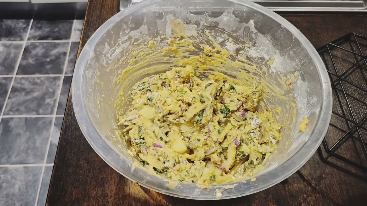 Delicious Karhi Pakora 