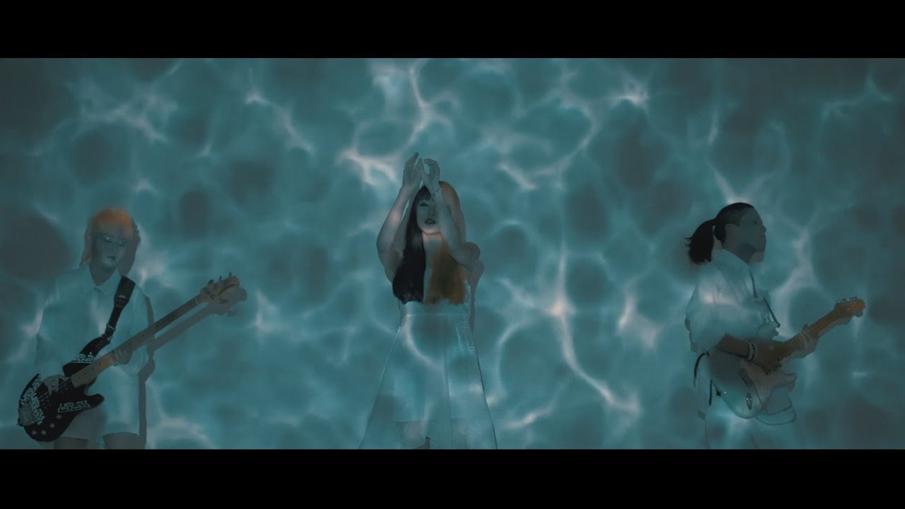 Lubless (러블레스) - 'Mermaid' M/V