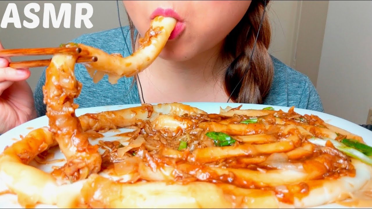 ASMR WIDE Flat Rice Noodles + Oyster Sauce 猪肠粉 먹방 Bánh cuốn (2nd edition)