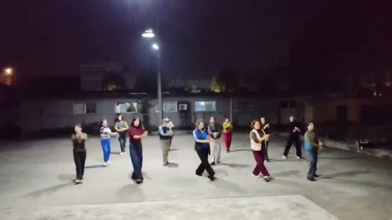 Moon Veil(月半纱）- Line Dance by Ping Chen & Flora