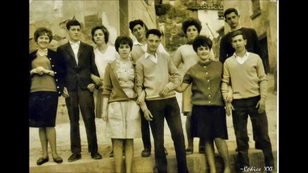 Primer pase fotográfico Códice XXI en Albelda de Iregua 8:40 música tradicional riojana.