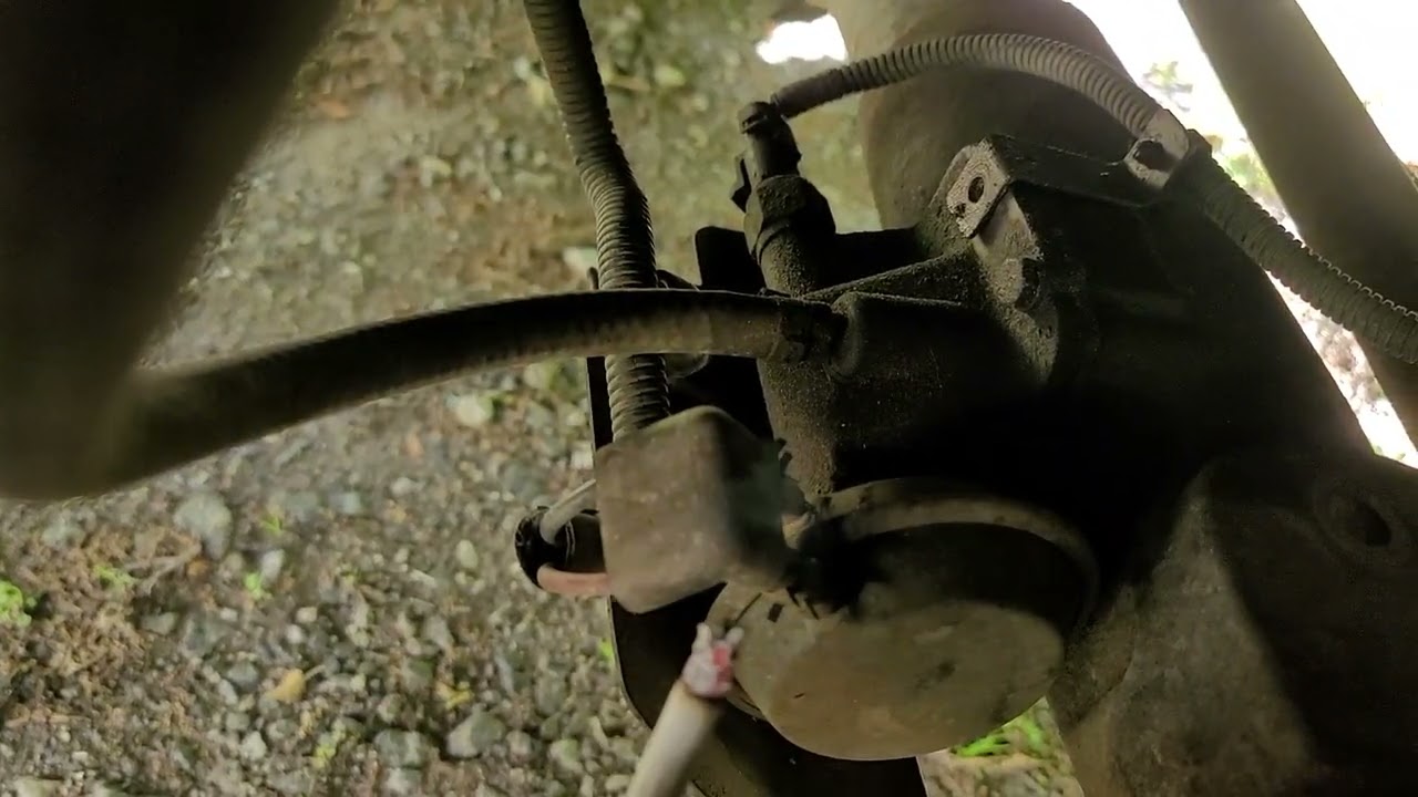 2nd gen dodge 4x4 actuator bypass/quick fix to lock the front axle.