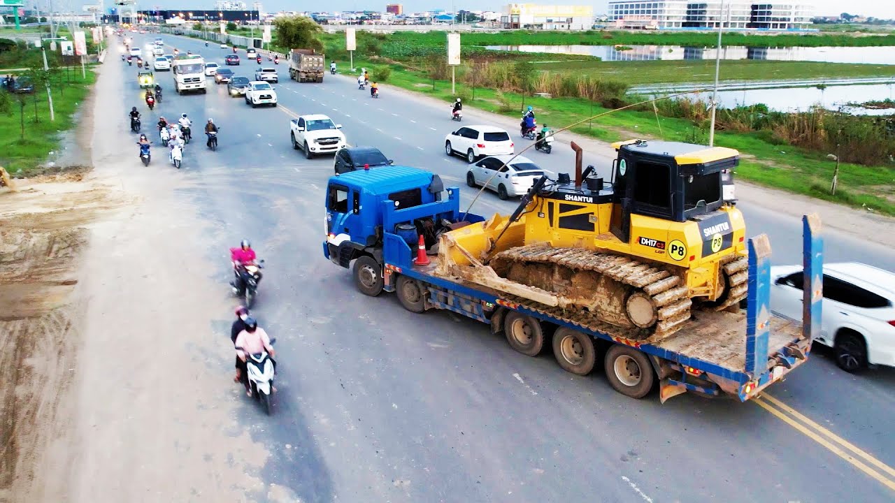 Reenjoy Best Construction Heavy Equipment Building Fish Pond by Filling Land Up Around The Land