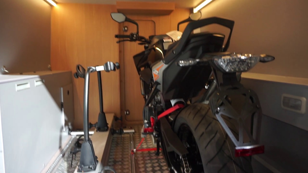 A motorbike garage in a campervan : Weinsburg Outlaw Carabus 650MEG