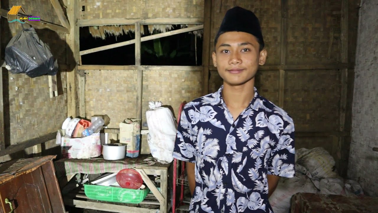 Berbagi Dengan Seorang Anak Yang Tinggal Sendiri, Dihibur Dengan Ngaliwet Bareng Bersama Warga.