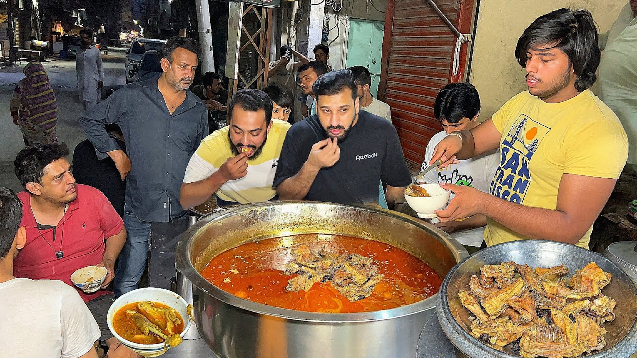 PAKISTANI TRADITIONAL FOOD STREET VIDEO COLLECTION 😍 - 6 AUTHENTIC STREET FOOD IN LAHORE