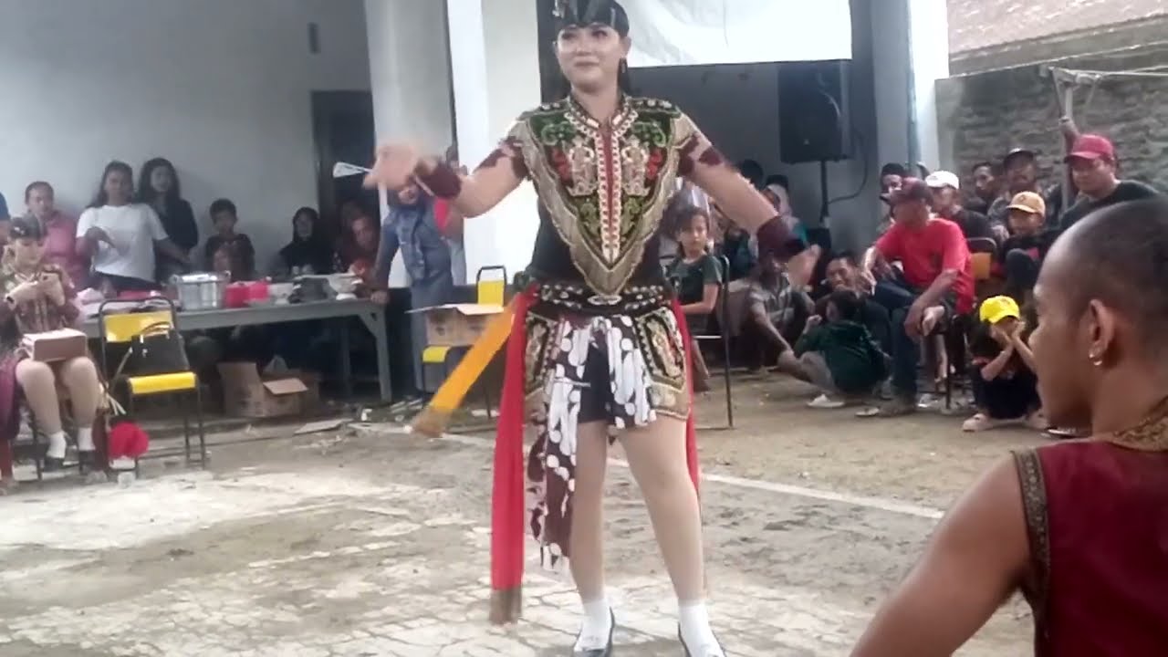 CEMET LUCUNE POOLLLL,,,