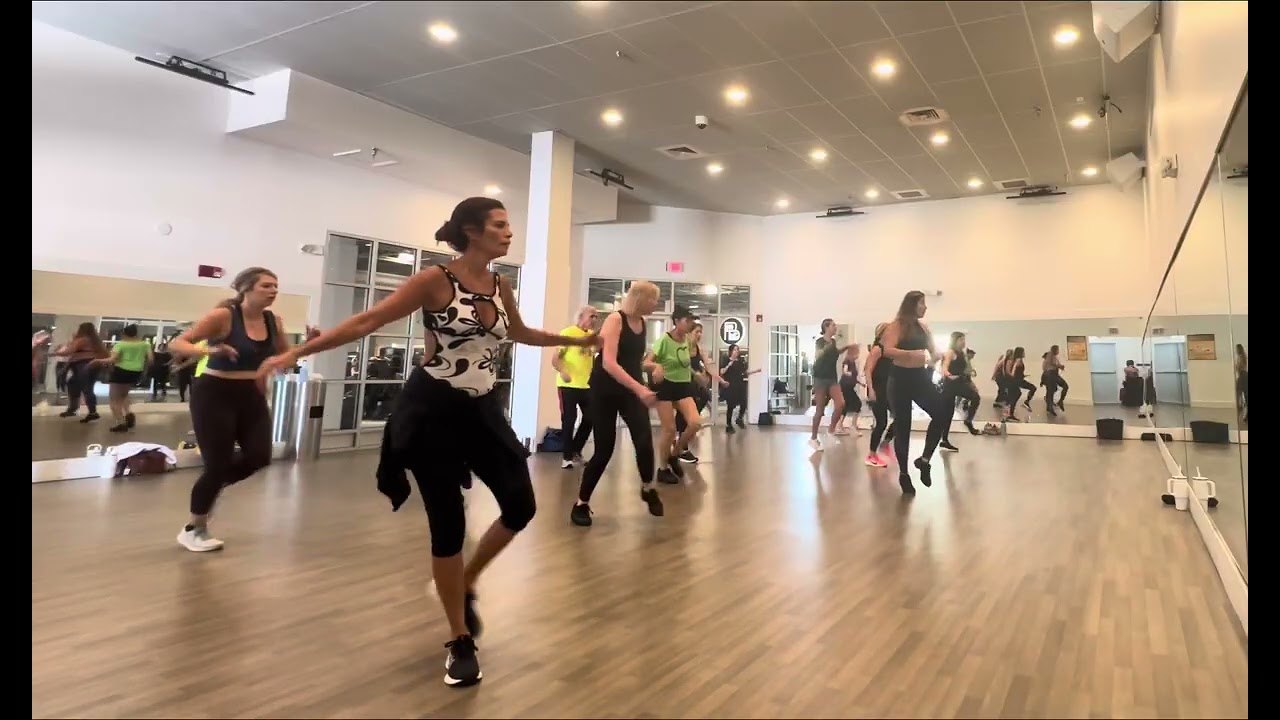 En El Barrio - Son Habana - Dance choreography - Dance Fitness Flow