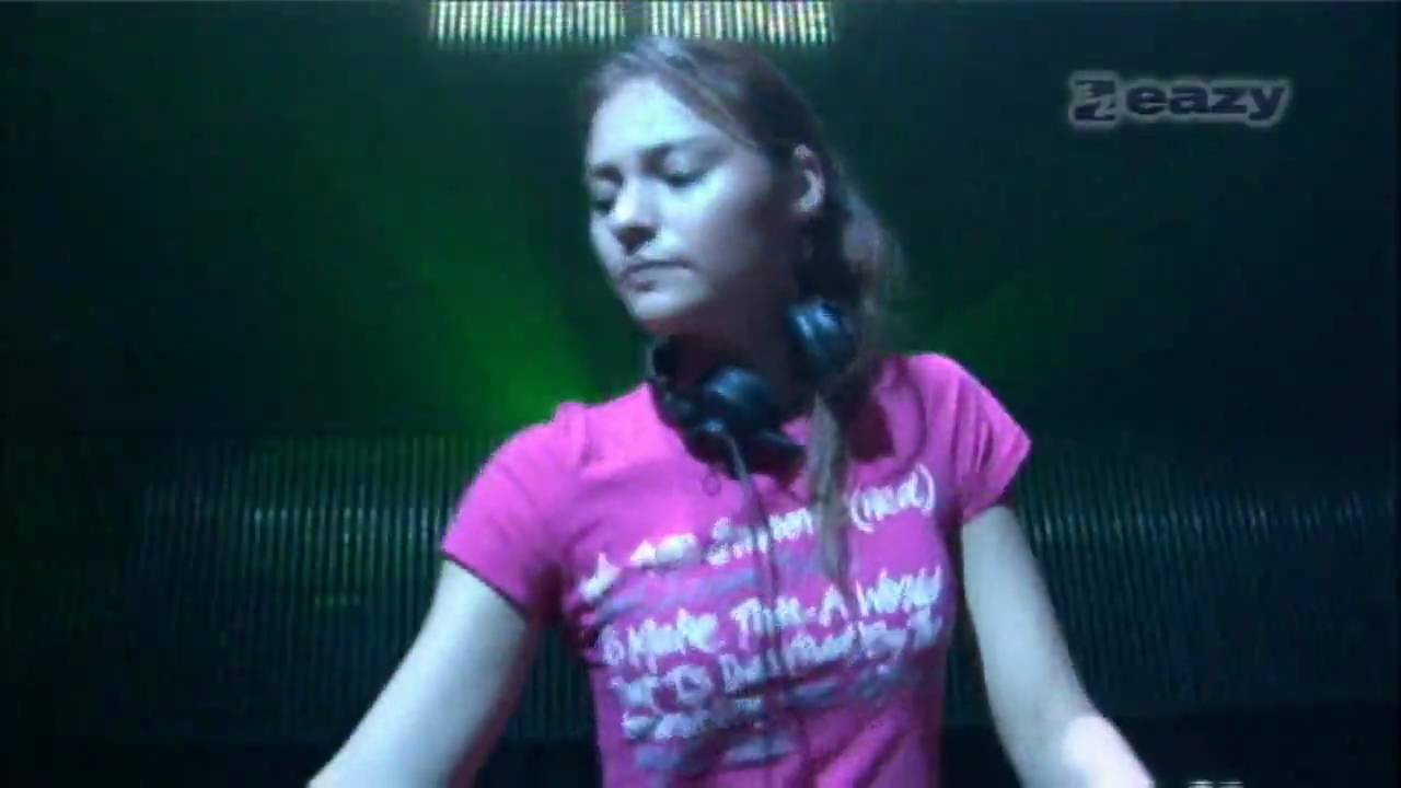 MISS NINE - INDUSTRIA