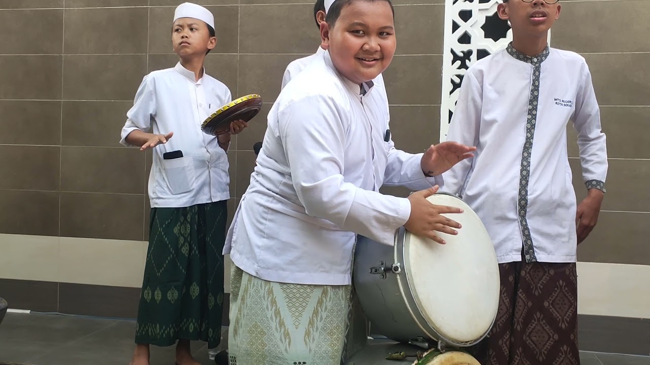 PUKULAN KOTEK VERSI ADIT IRBAMA DI VIDA MASJID AL A'ROF