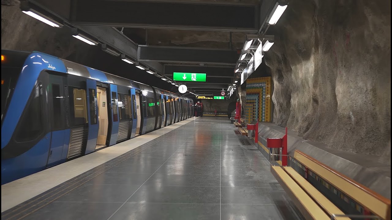 Sweden, Stockholm, Subway night ride from Näckrosen to Västra Skogen