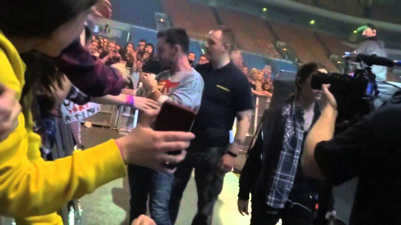 Shannon Leto with the crowd in Moscow
