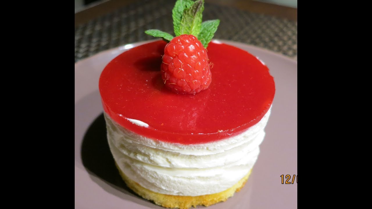 Mascarpone - Joghurt - Törtchen mit Himbeerspiegel
