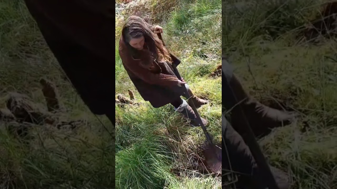Is She Digging, Still..?! The Scottish Isle #spring #freshwater #scotland
