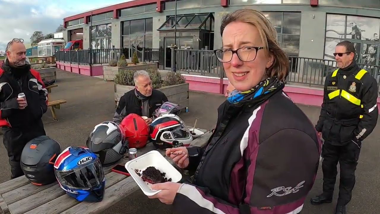 Breakfast Crew Motorcycle Christmas Special: Kemble Airfield