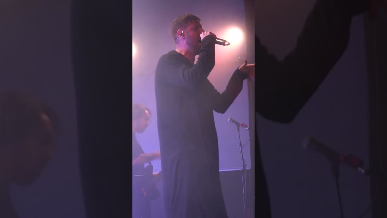 Revnoir - In Limbo (live Orléans)