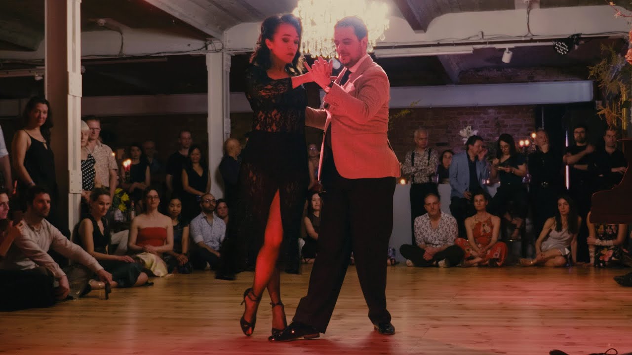 Magdalena Myszka & Rava Azeredo da Silveira - Si supiera que la extraño - Juan D'Arienzo - 3/3